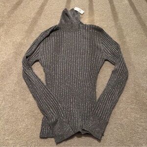 Gap Sz Medium Women’s Sweater Gray Shimmer Long Sleeves Casual Turtle Neck